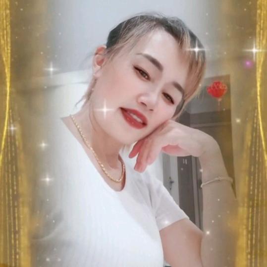 快乐的华华
