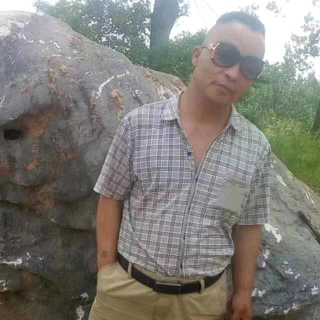 忧伤的狼