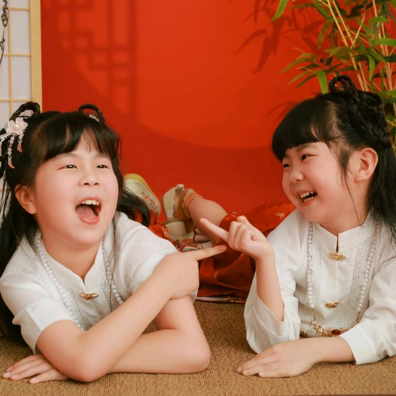 英子@