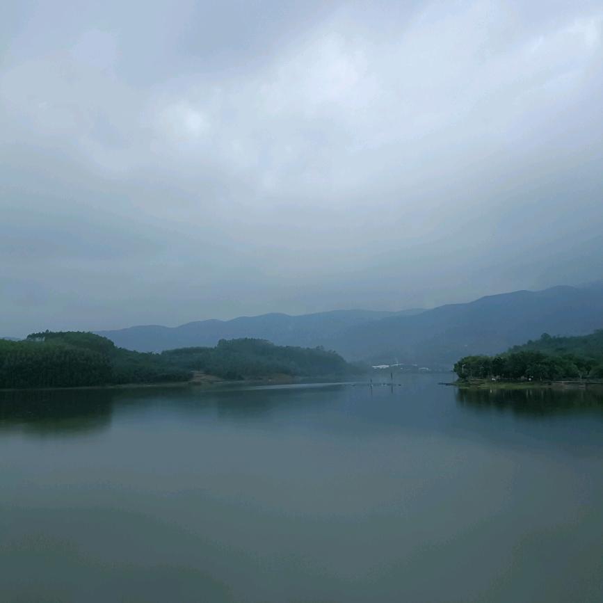云