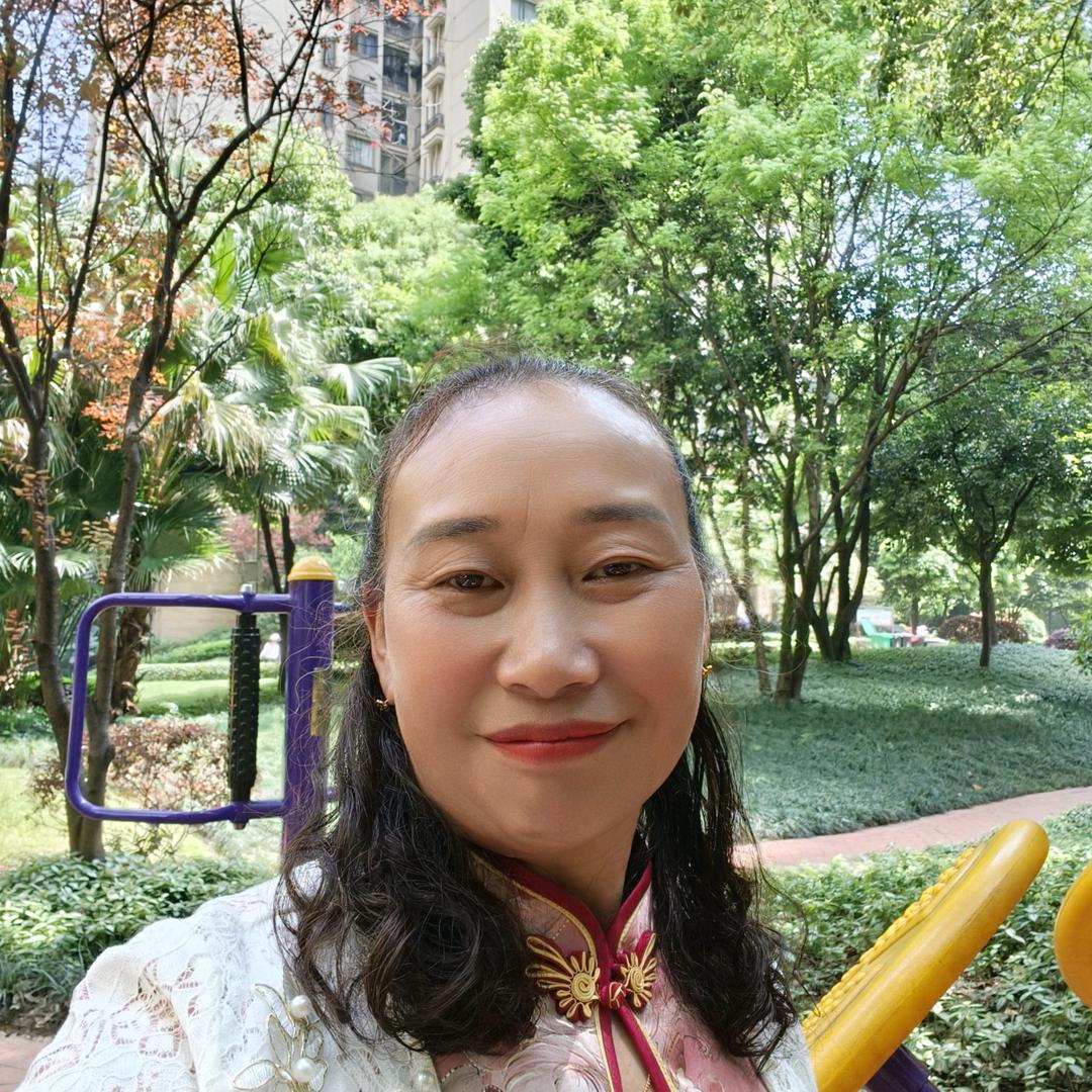 飞姐舞蹈上午8:35开播。