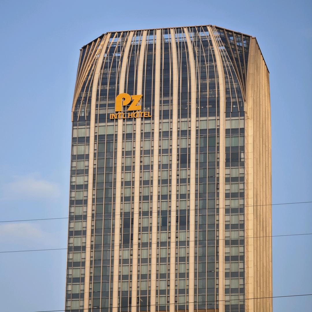 张梁汉团队运营一高州