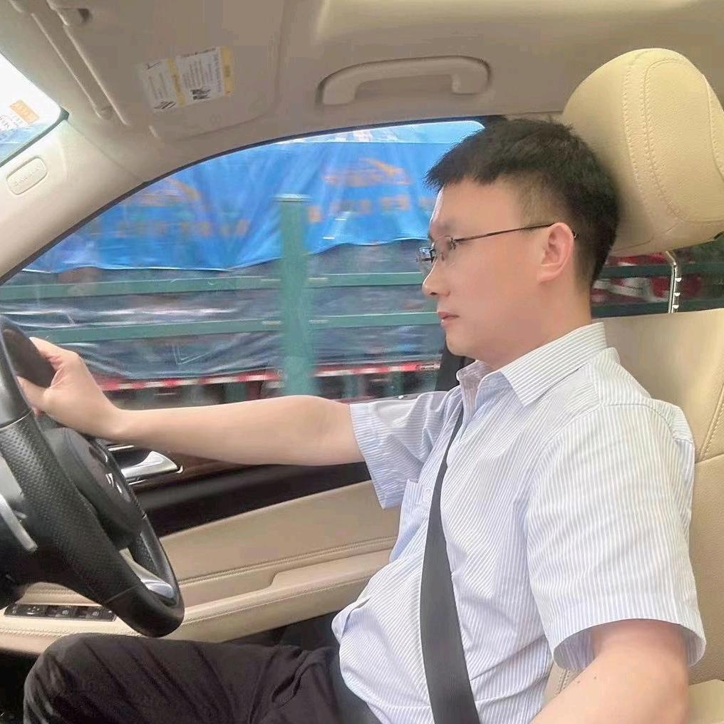 隔壁瑞哥
