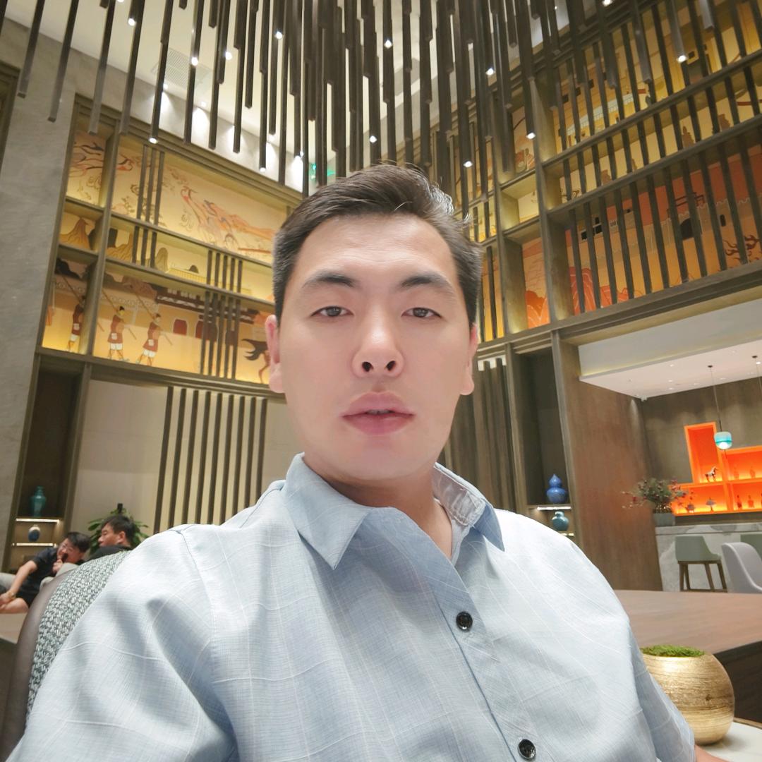 此城给爷=半城繁华+半城伤