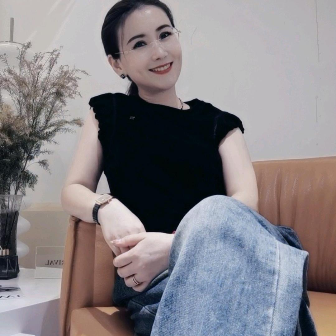 𝐘 𝐈 𝐌 𝐔 异慕*美芬🌻