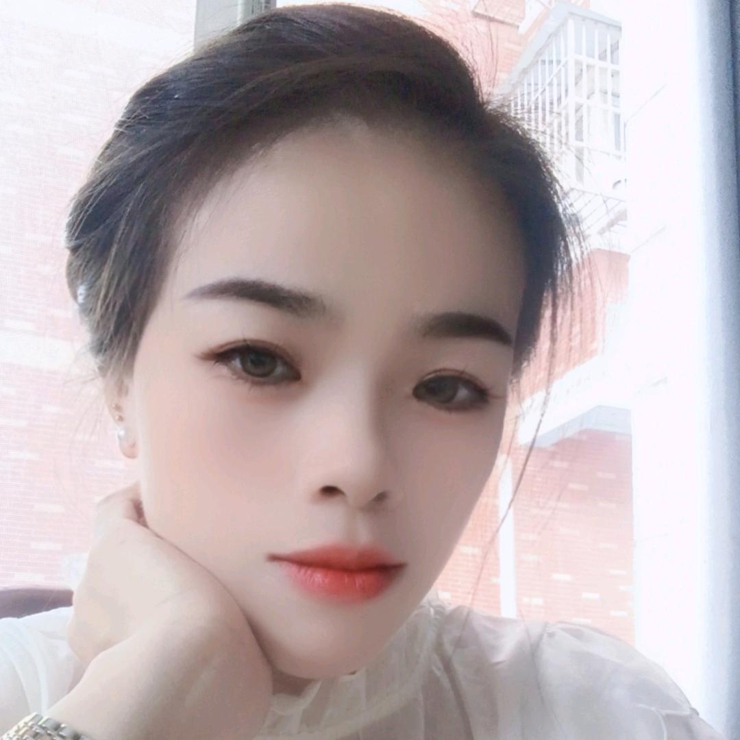 🦋এ᭄小陈