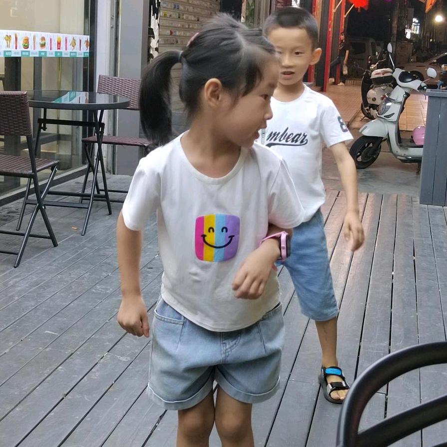 ^摆烂小鱼^