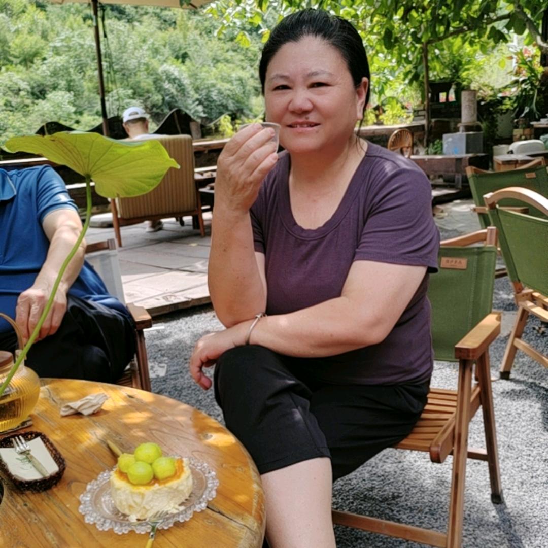 开心奶奶👵