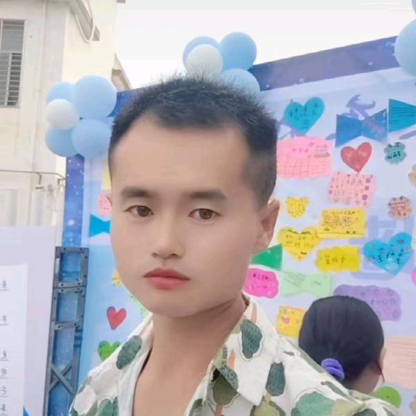 李飞