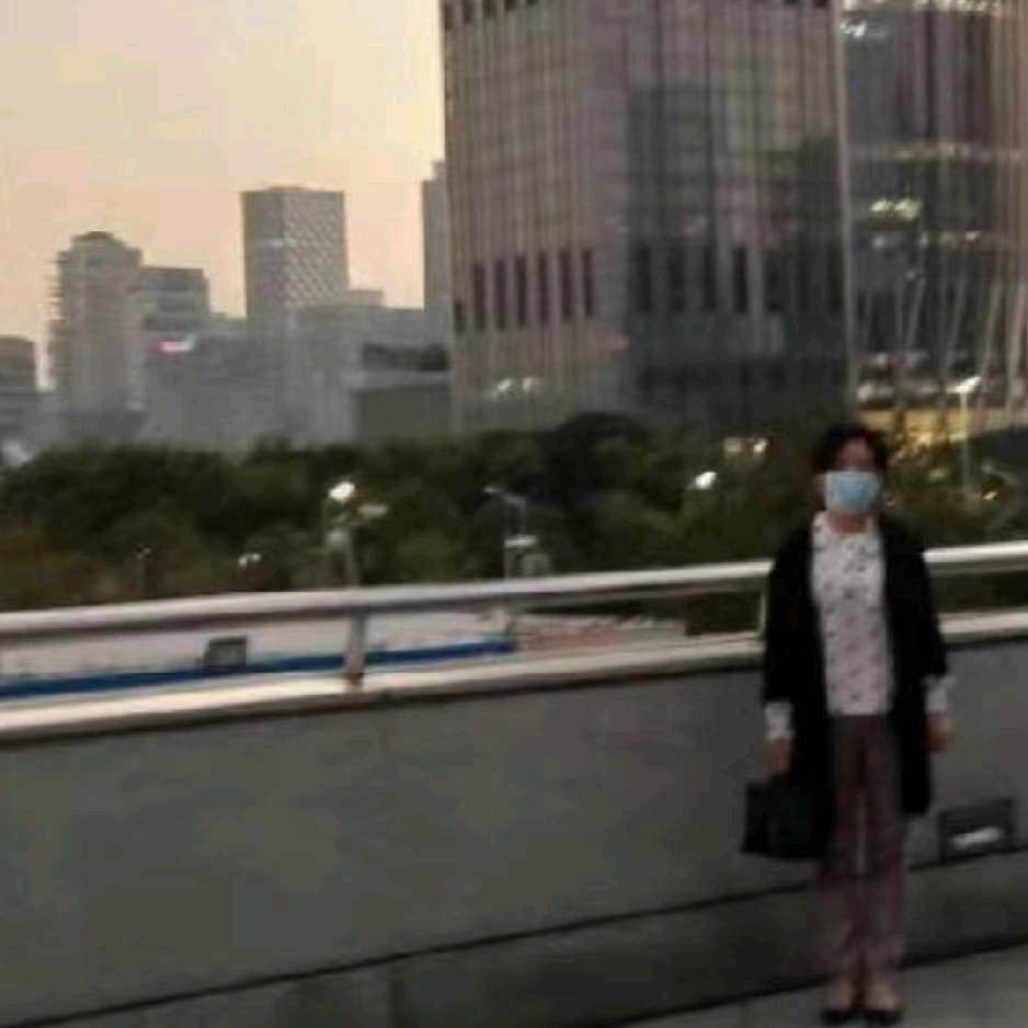 爱打麻将的阿兰