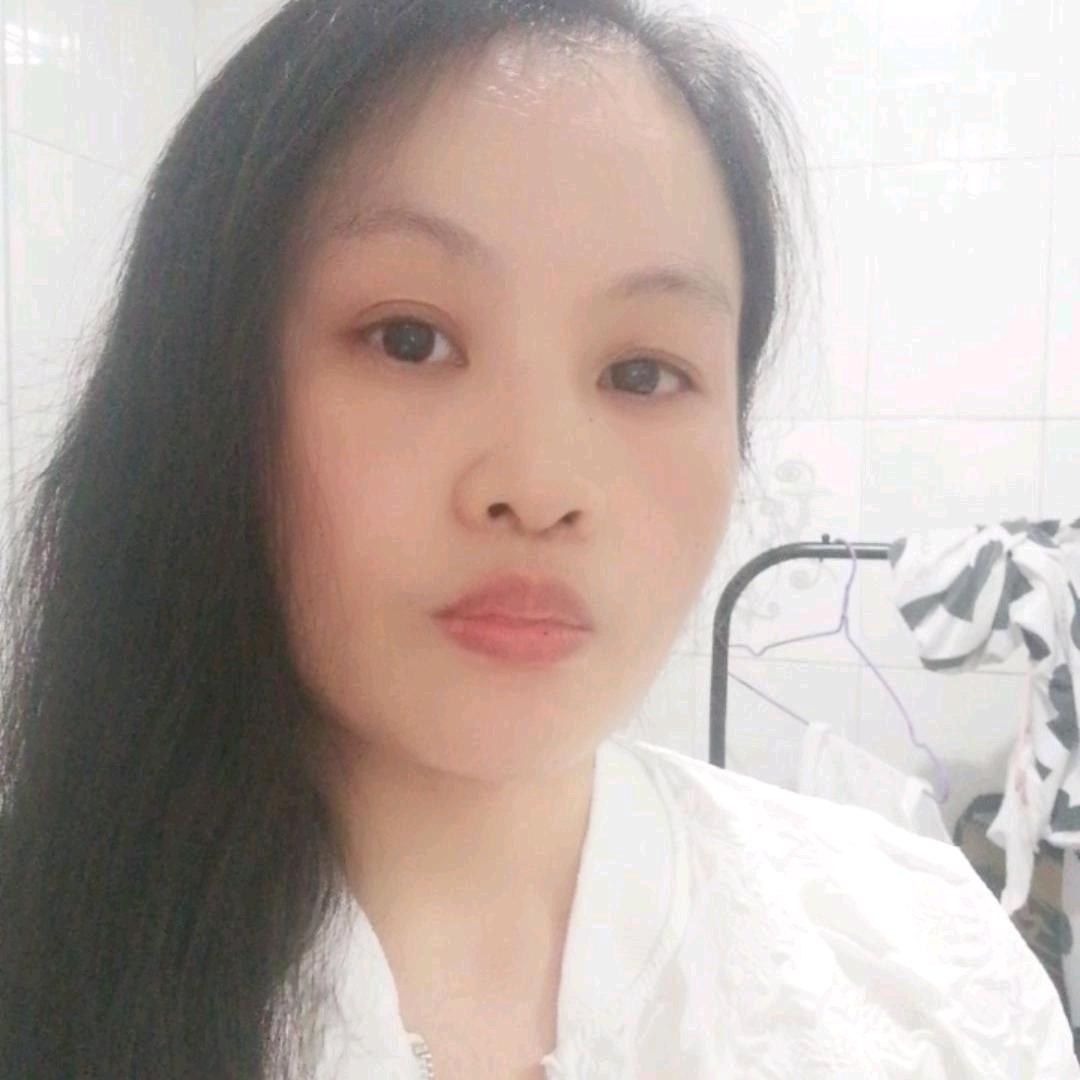 彩英
