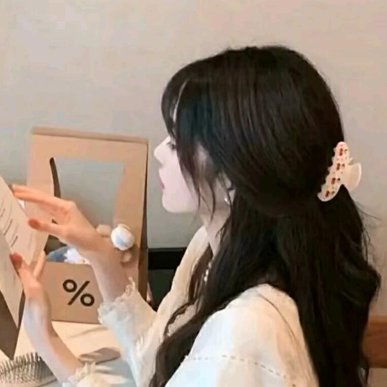 -.七七.^