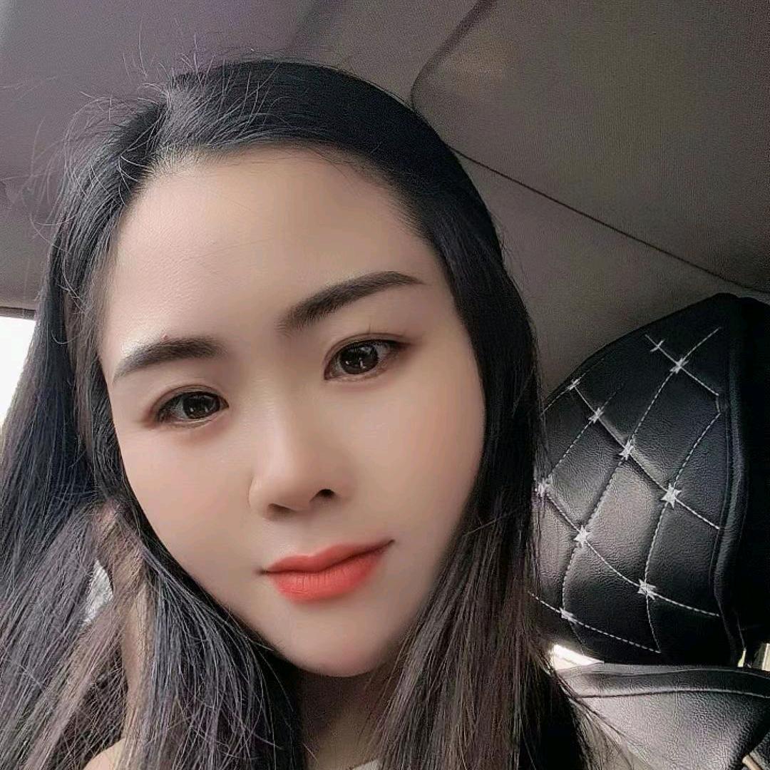 做景观石的小姐姐
