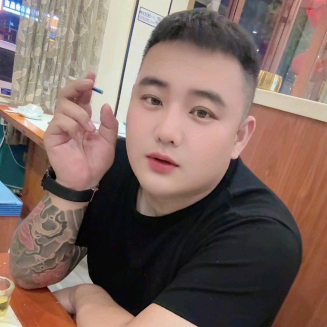 - 製片人