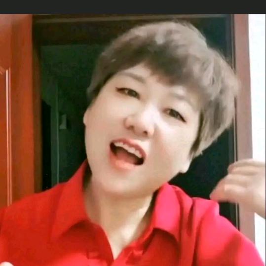 连姐爱唱歌🎤