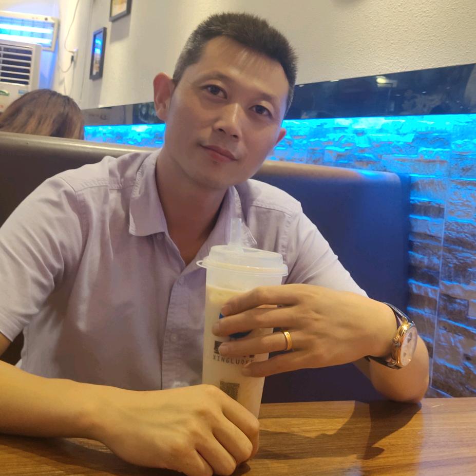 波波哥💋批大白