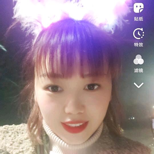 鲜货烧烤老板娘