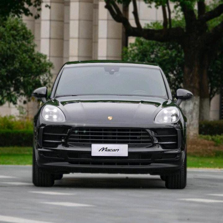 专业做门窗，卷帘门，阳光棚，彩钢棚和维修