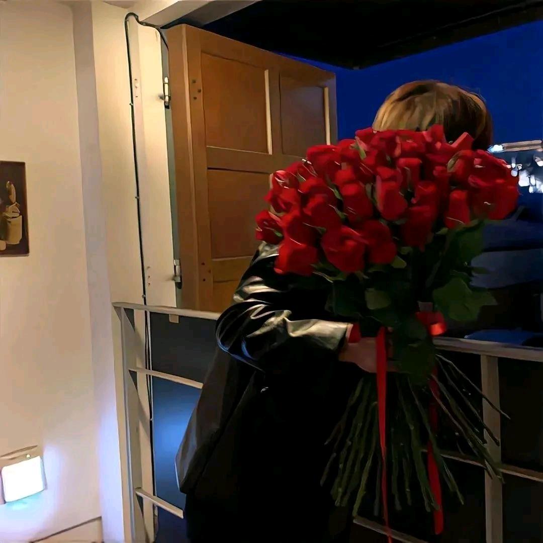 伤感emo晨晨✨🦊⚜️