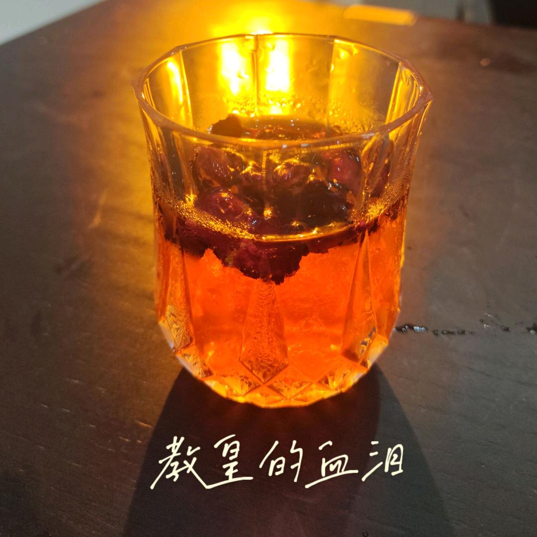 开酒馆的小老板