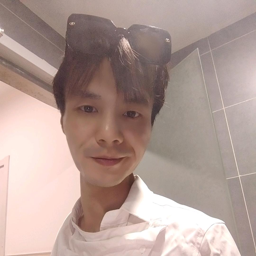一个达不刘，九亿少女的梦。