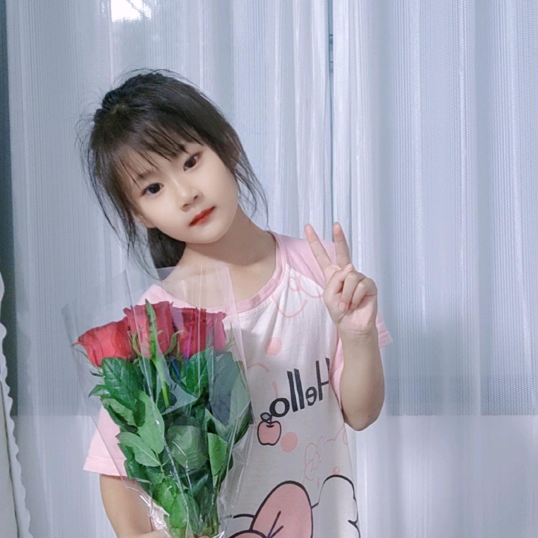 一条小咸鱼