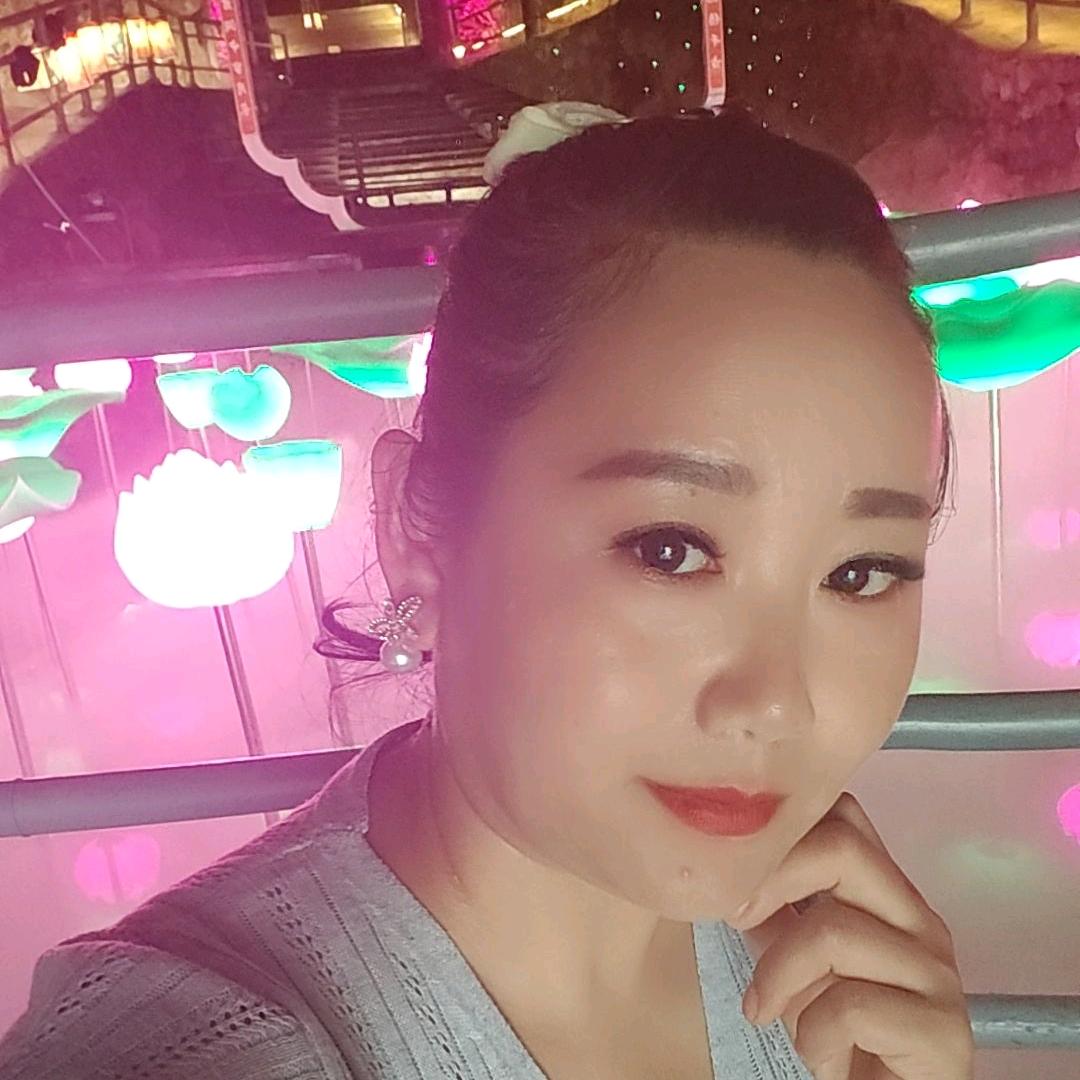 孤梅映雪
