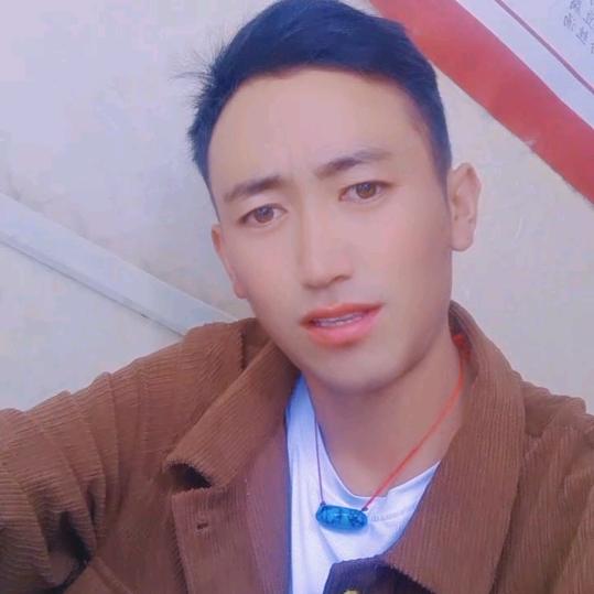 西藏男孩