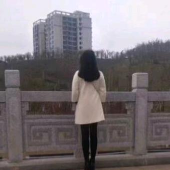 🍊庭中小小鱼🍀