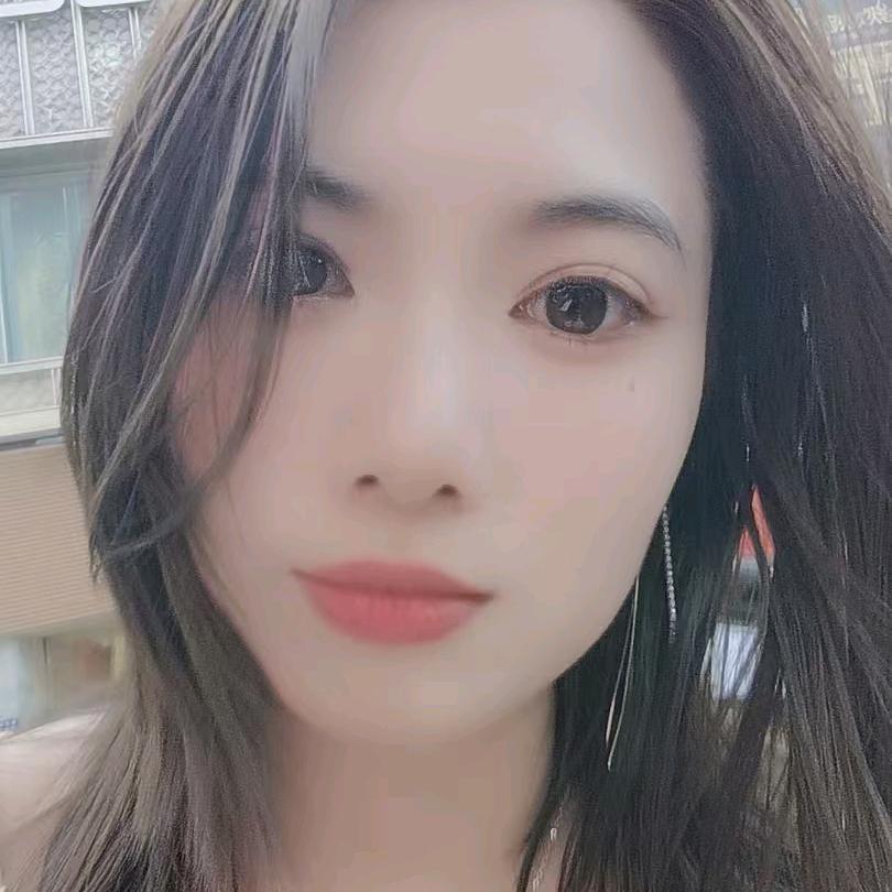 上海网约车女司机 朵朵