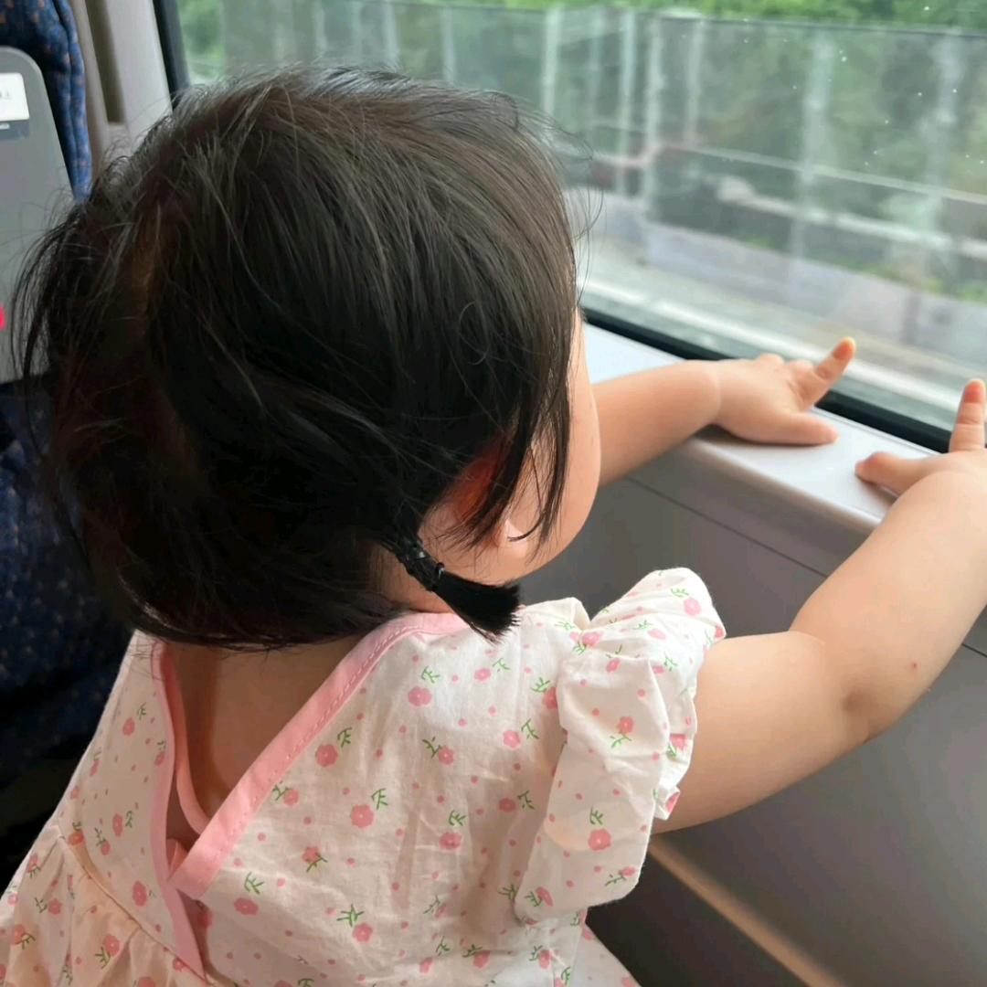秋秋爱妈妈