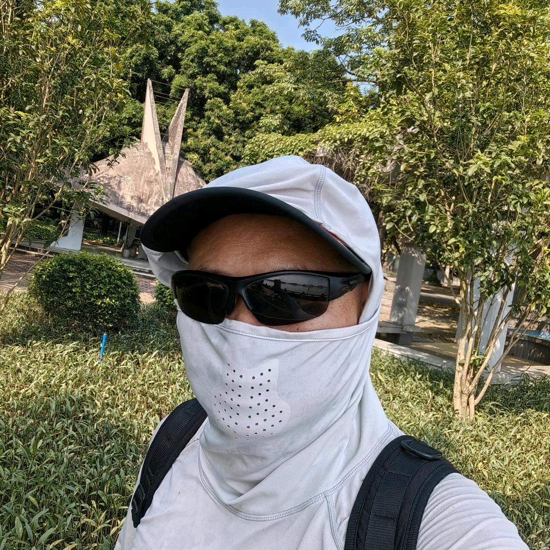 神龙路亚