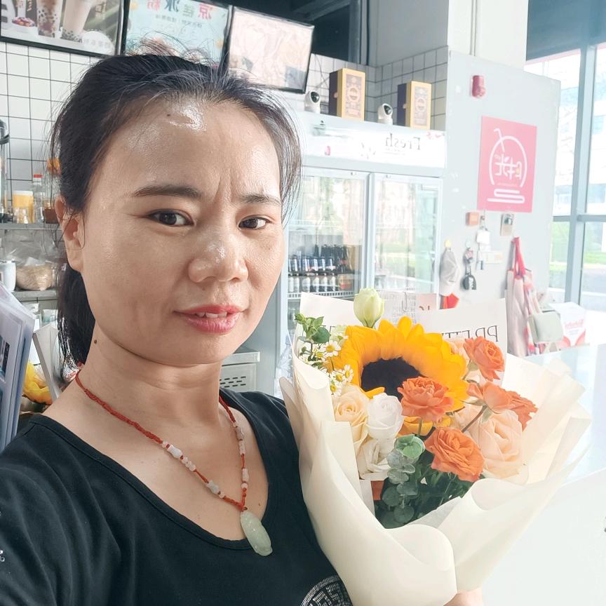 永红美容美牙师