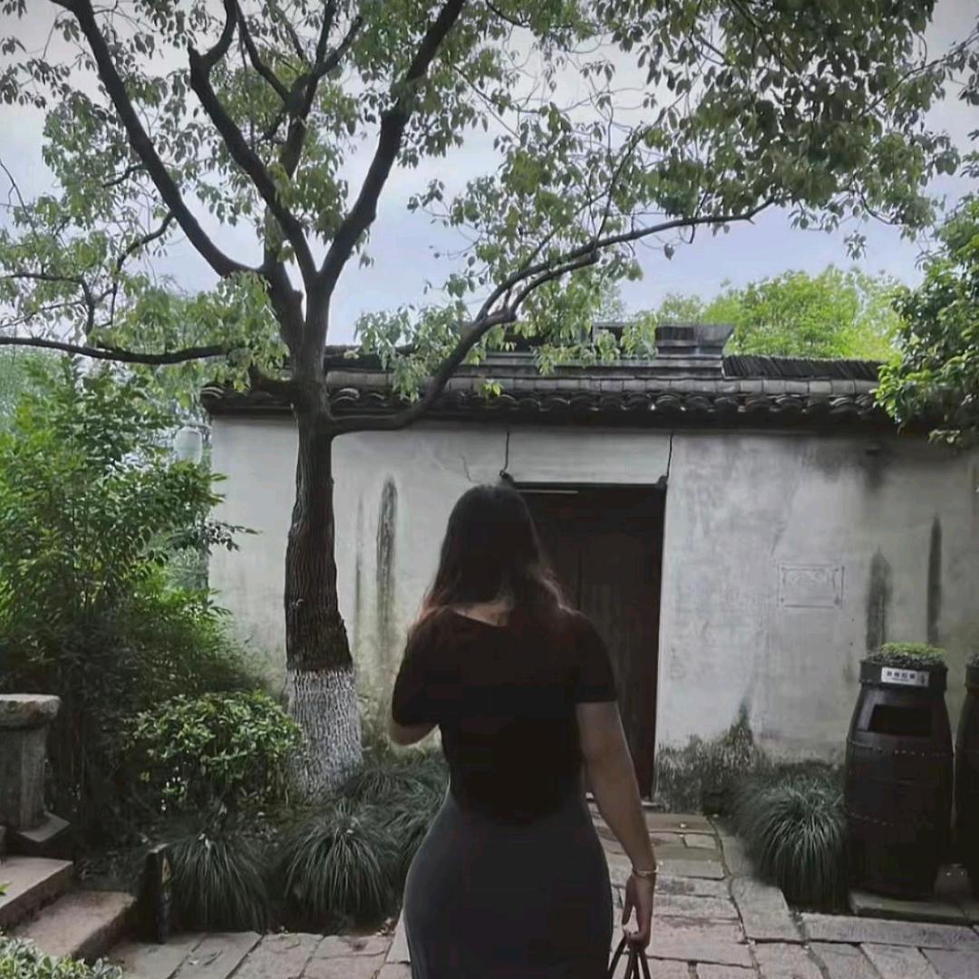 小阿姨