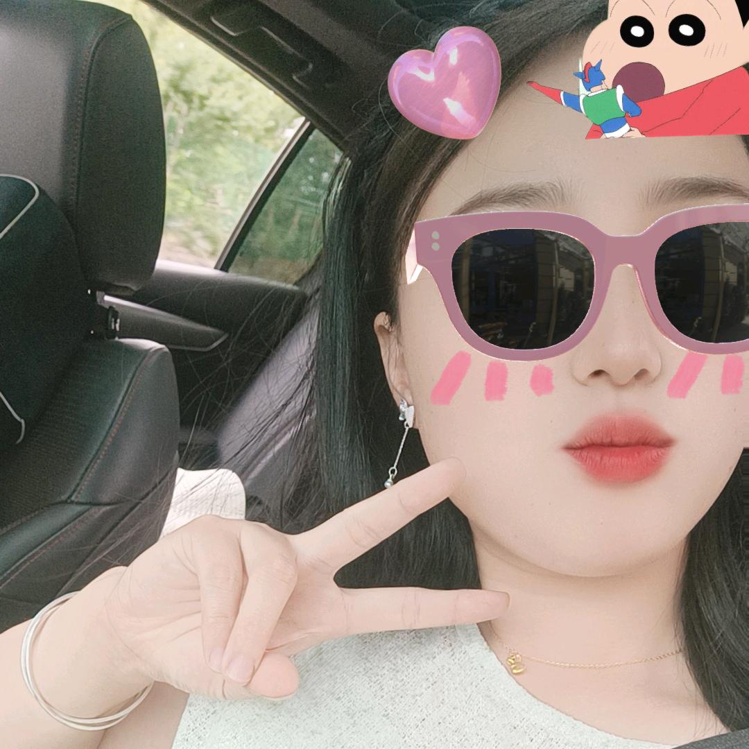 💋👏🏻👄✌🏻️