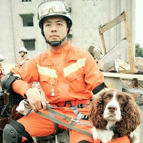 训犬男孩