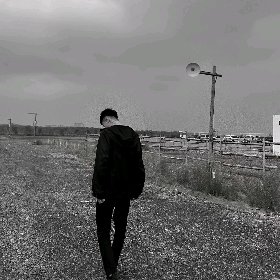 防/.