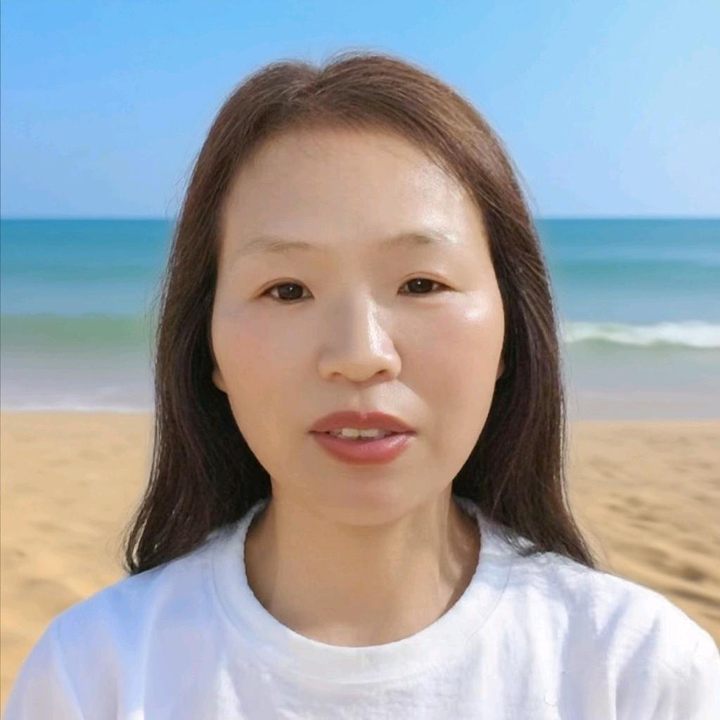 邱爽爱唱歌
