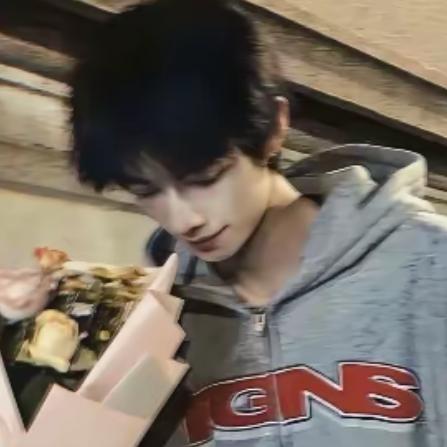 曲靖最社恐的男人