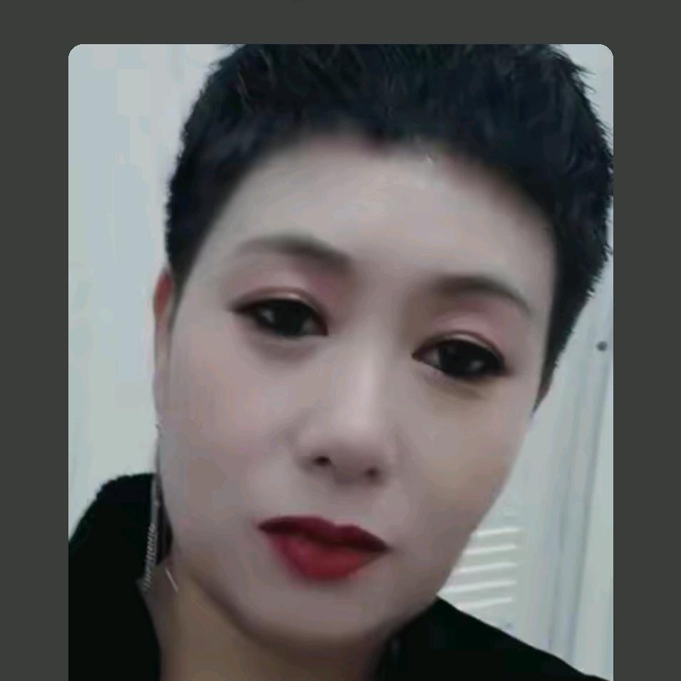大营镇衣拉客时尚女装