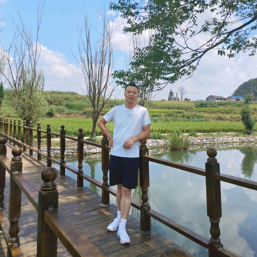 四川泓景绿电董哥