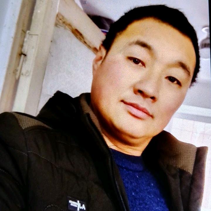 心雨哥(中午12:40开播)