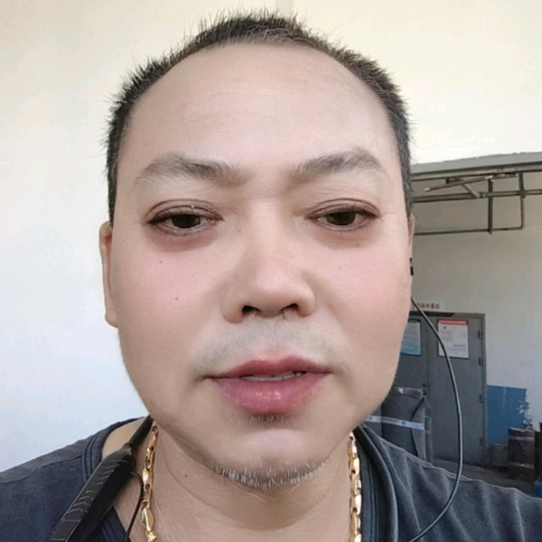 忠哥，《大号每天晚上九点10分直播>>