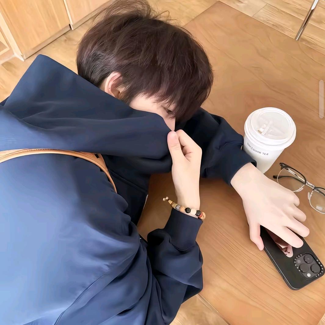 再哼铲你（评论私信无用版）