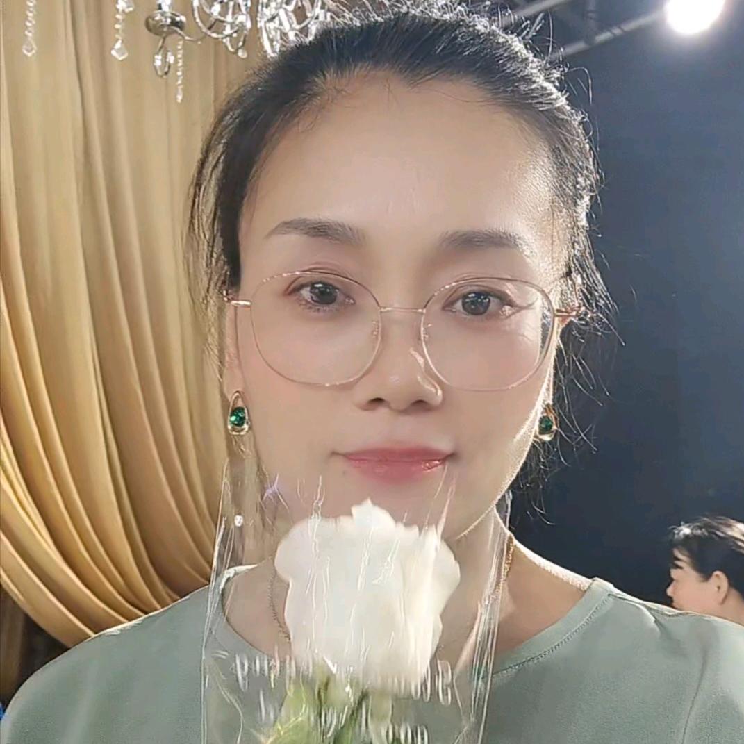 长白山太岁品鉴馆（木林森俪俪）