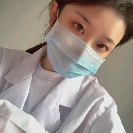淇淇*
