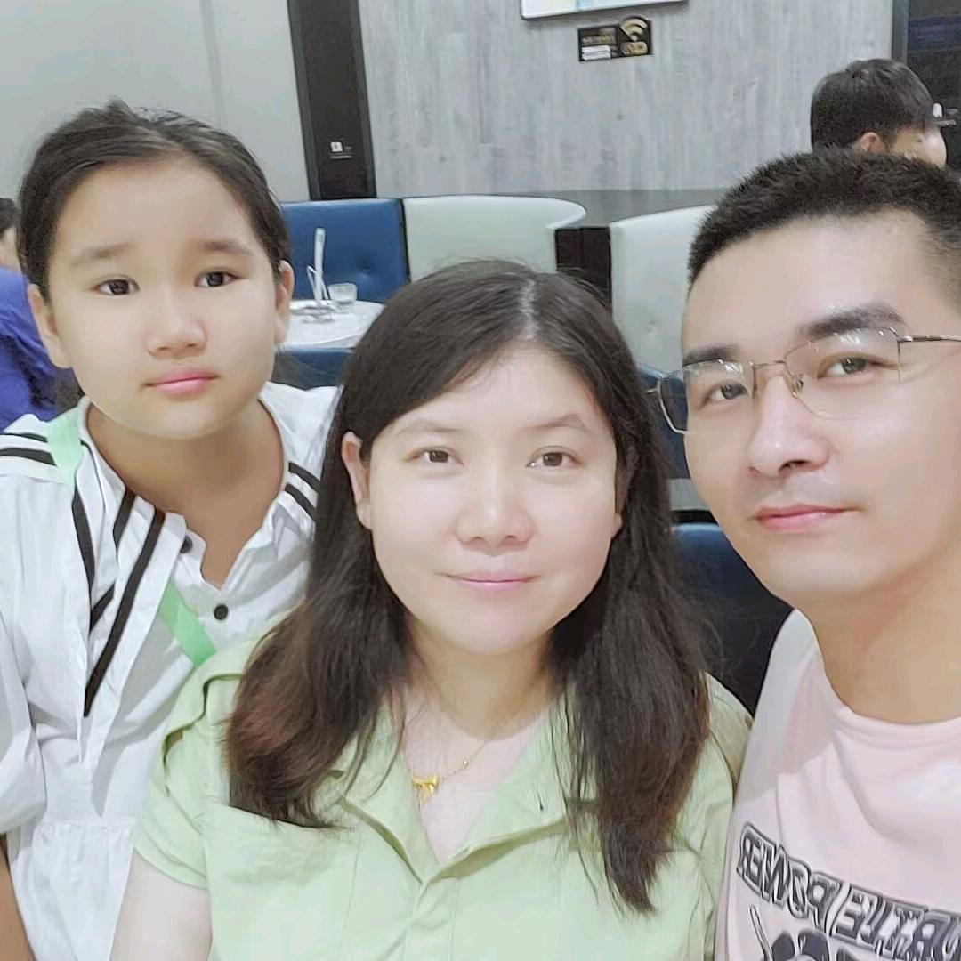 吴萍