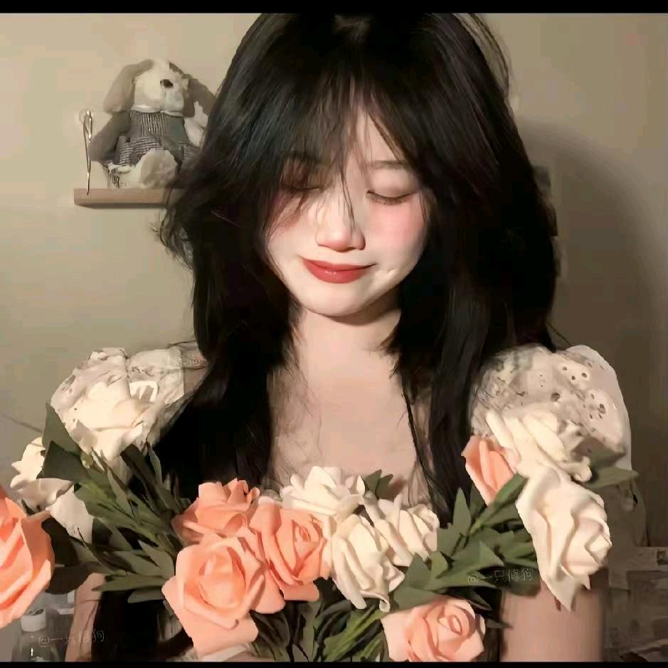 小宝爱吃草莓🍓