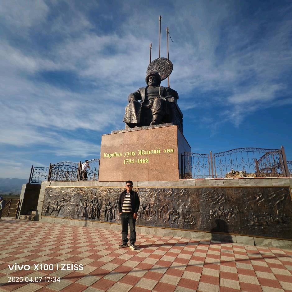 人生何处不相逢