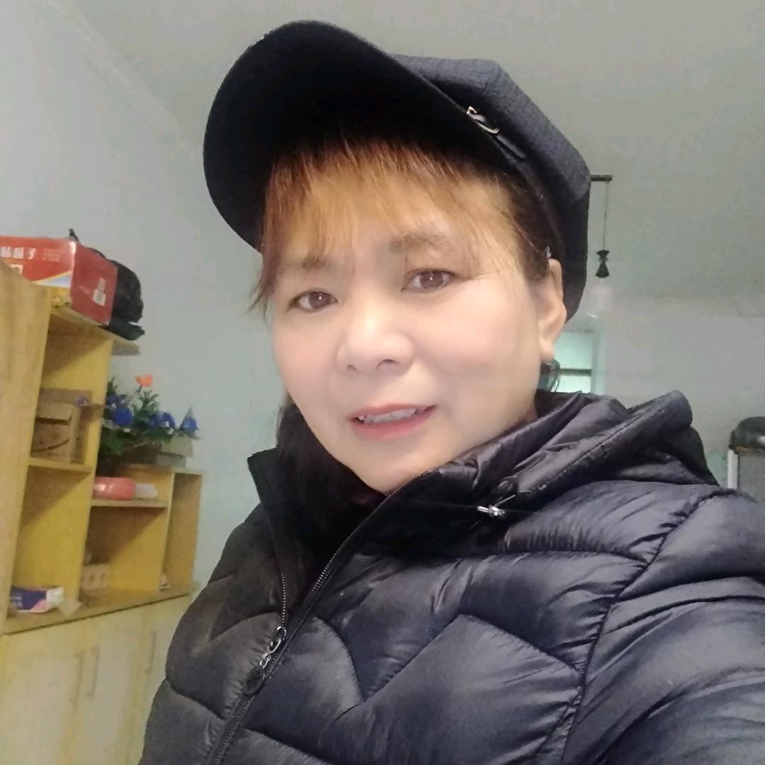 傻得很可爱